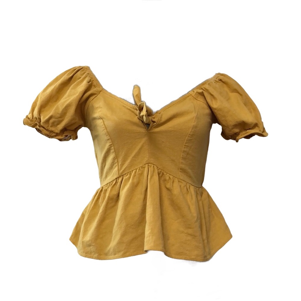 SIENNA SKY Tiefront Sweetheart Puff Sleeve Croptop